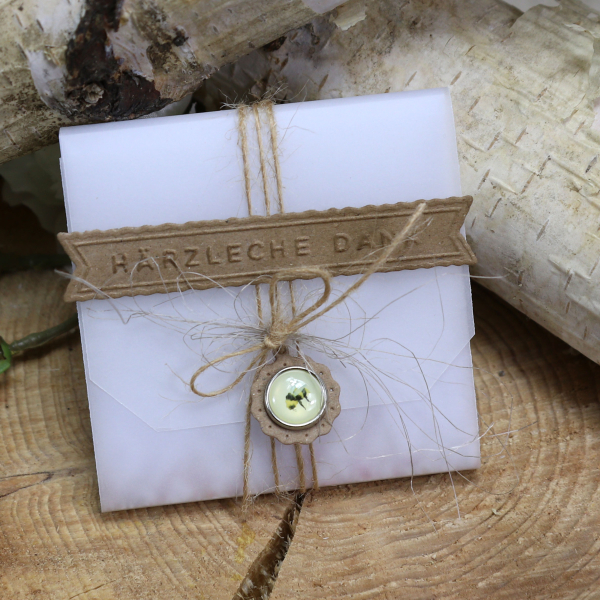 Kombinierte Stanz- und Prägeschablone härzleche Dank