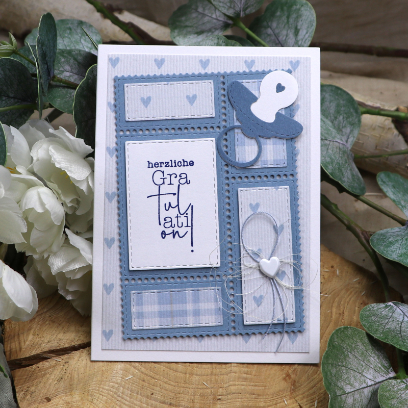 Designpapier Herzen und Karo blau