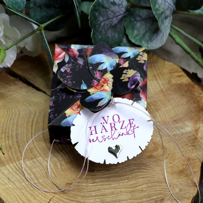 Stanzschablone Zauberblüten Box