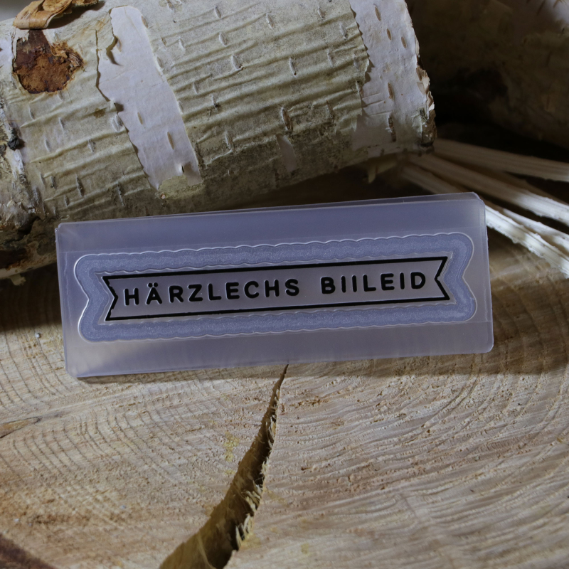 Kombinierte Stanz- und Prägeschablone härzlechs Biileid